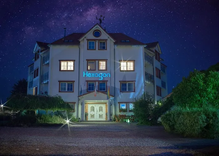 Hexagon Nr 2 公寓 *